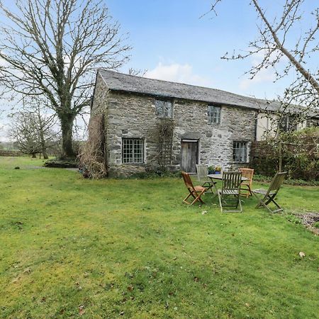 Beudy Dolpebyll Villa Llangadfan Dış mekan fotoğraf