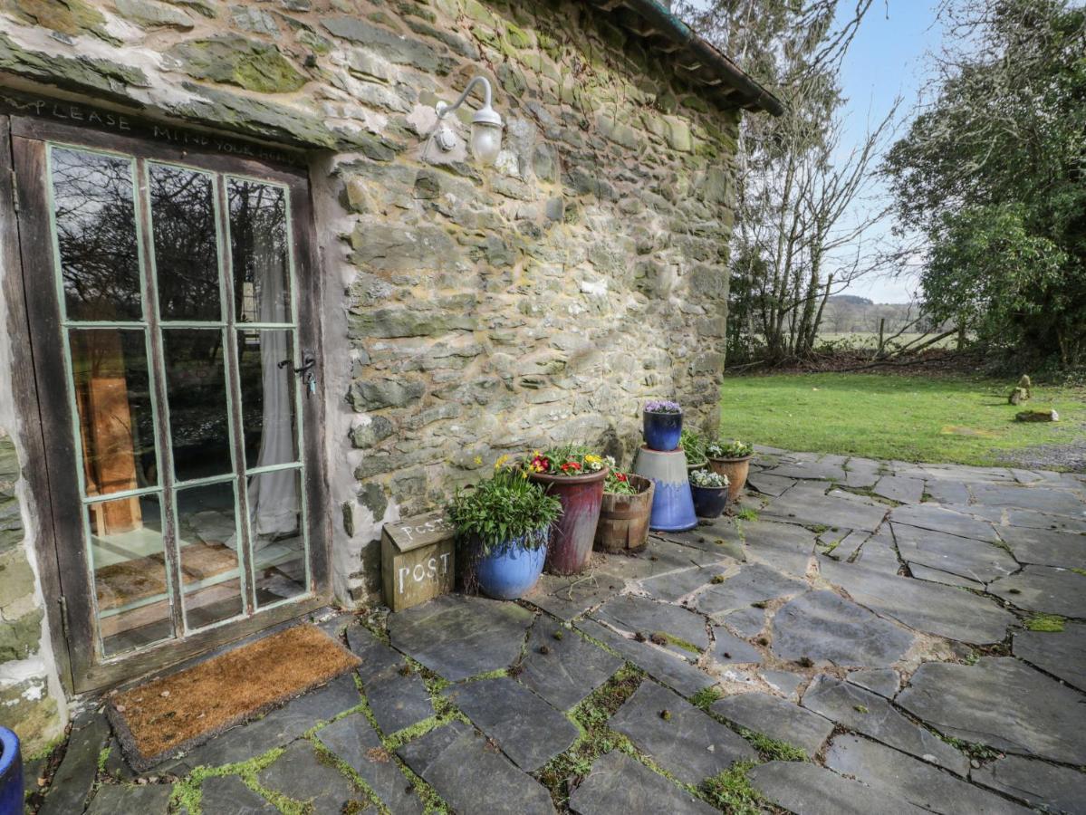 Beudy Dolpebyll Villa Llangadfan Dış mekan fotoğraf