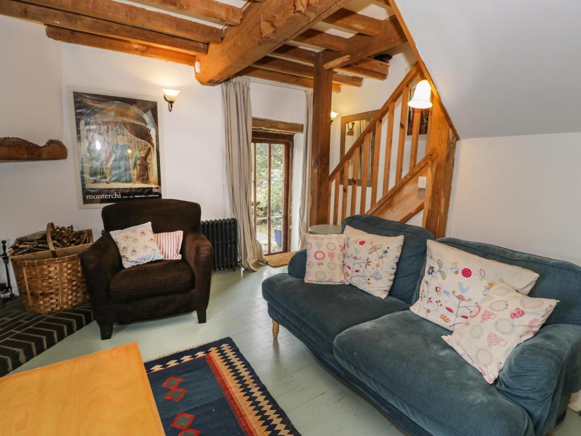 Beudy Dolpebyll Villa Llangadfan Dış mekan fotoğraf