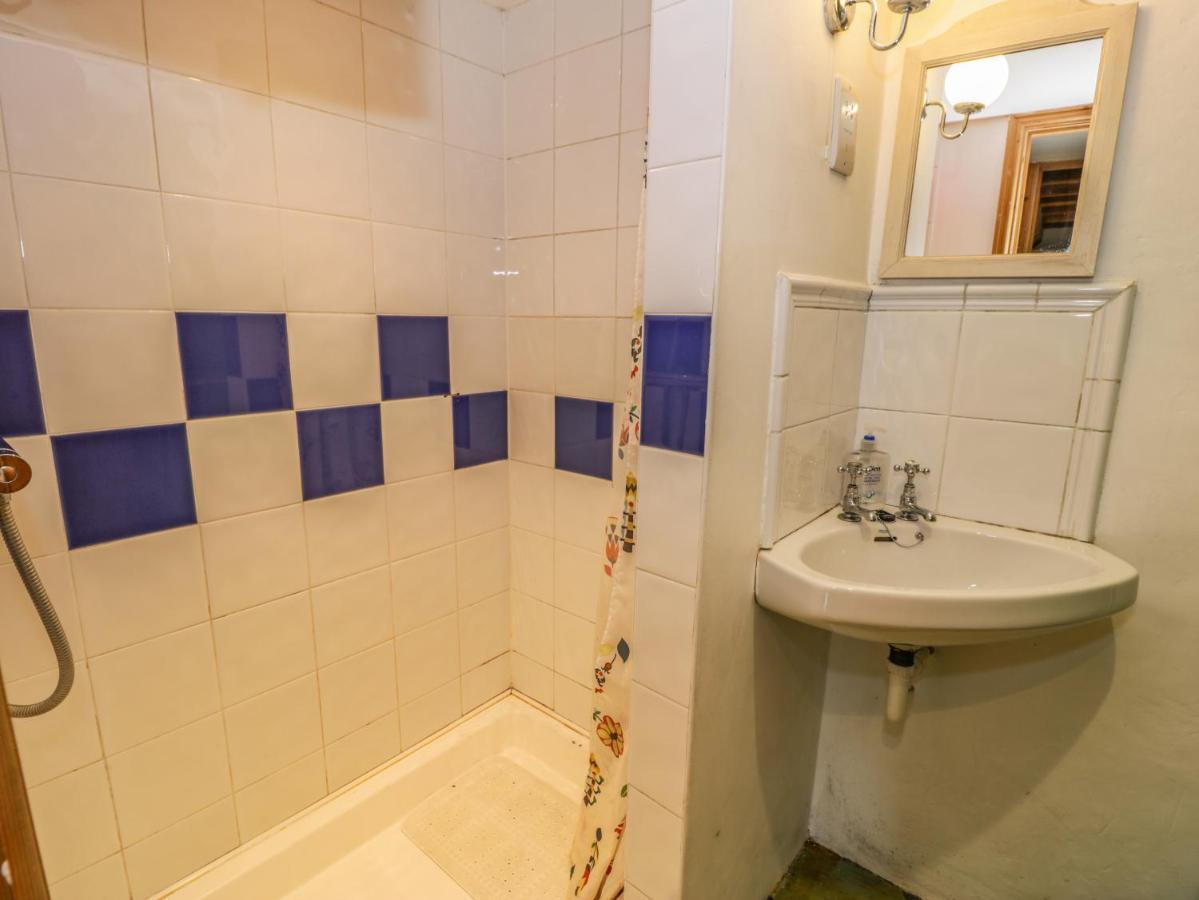 Beudy Dolpebyll Villa Llangadfan Dış mekan fotoğraf