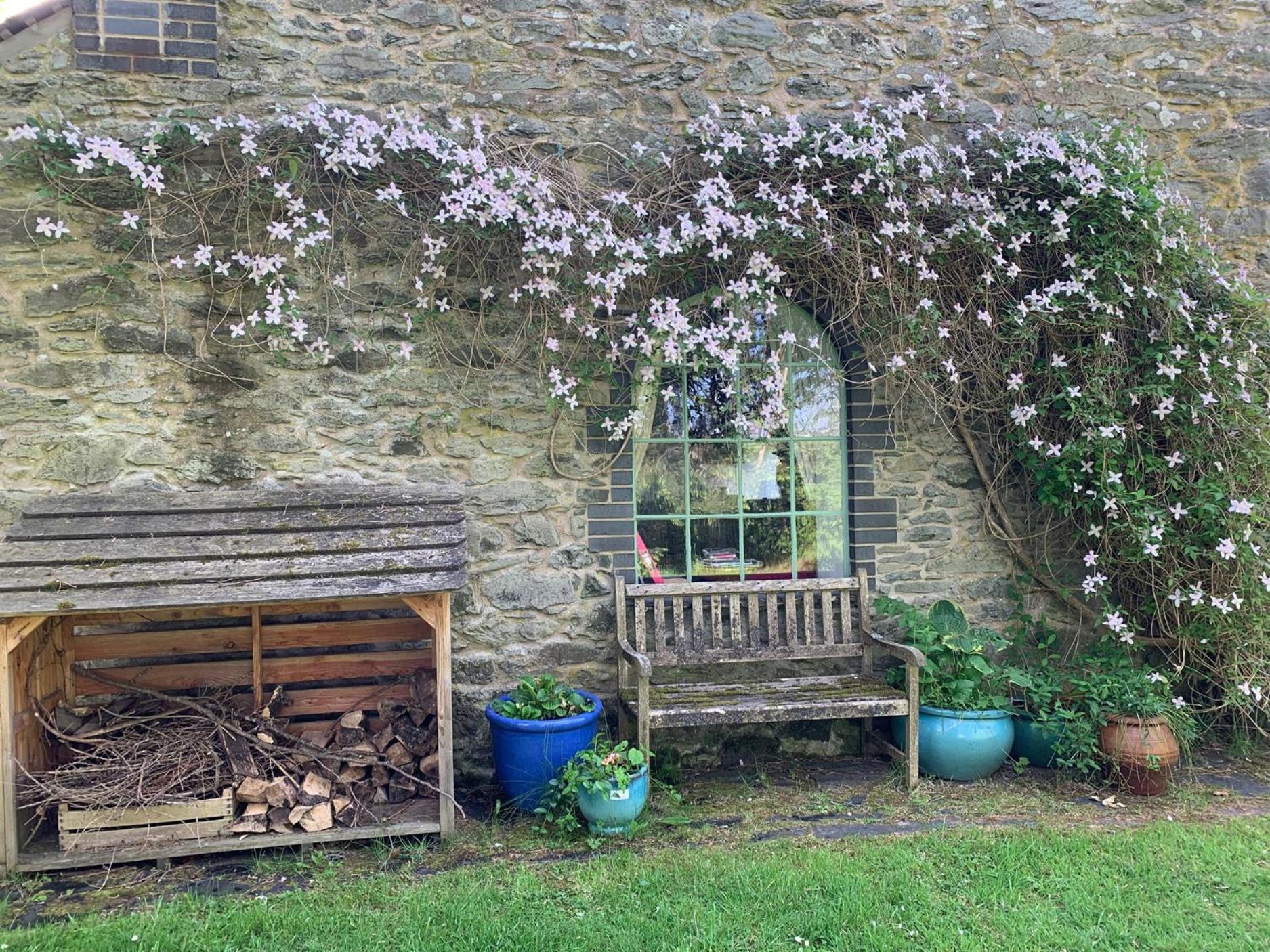 Beudy Dolpebyll Villa Llangadfan Dış mekan fotoğraf